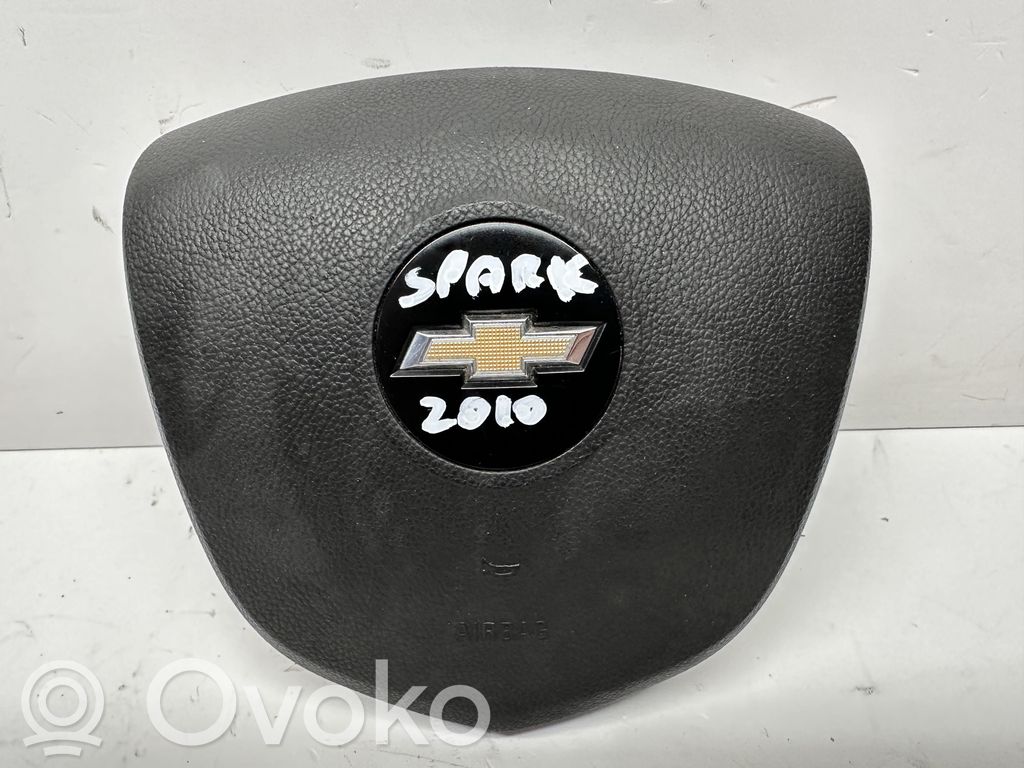 Chevrolet Spark Ohjauspyörän turvatyyny 