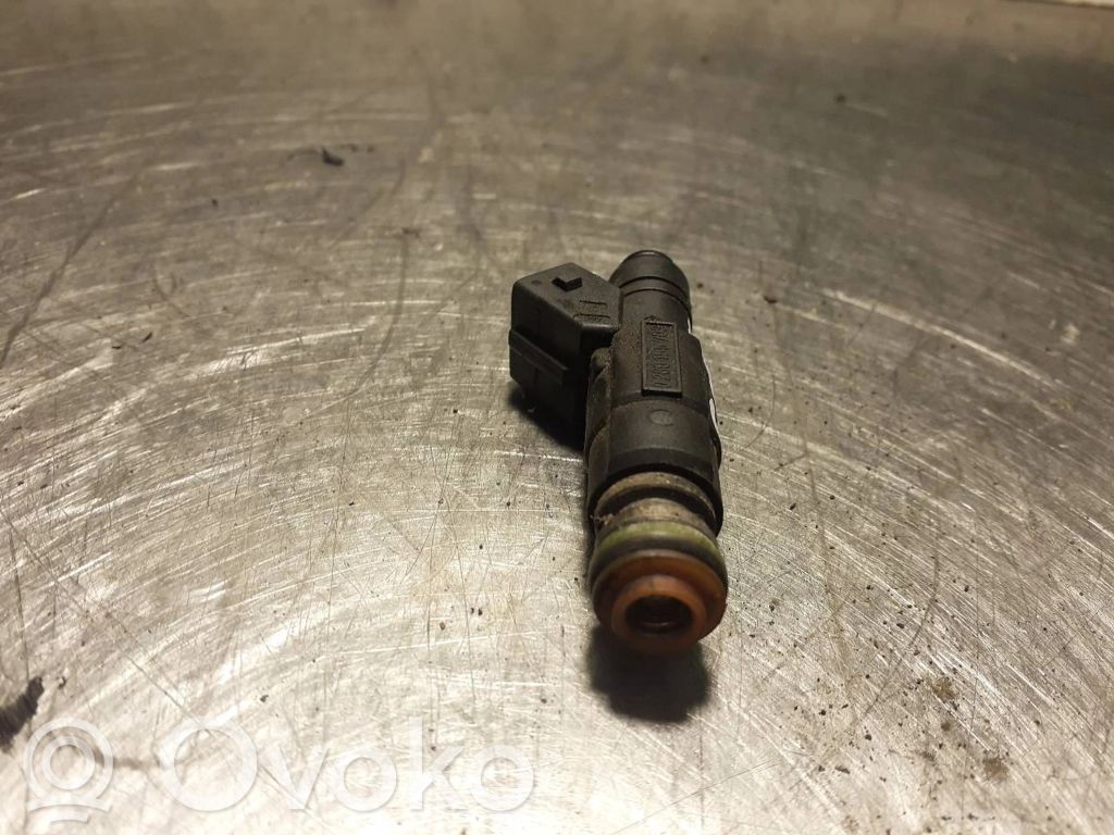Chrysler Voyager Inyector de combustible 