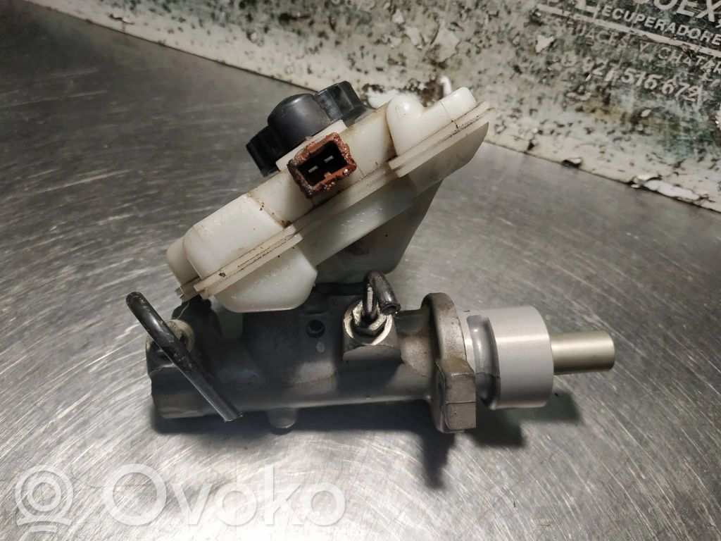 Peugeot 106 Pääjarrusylinteri 