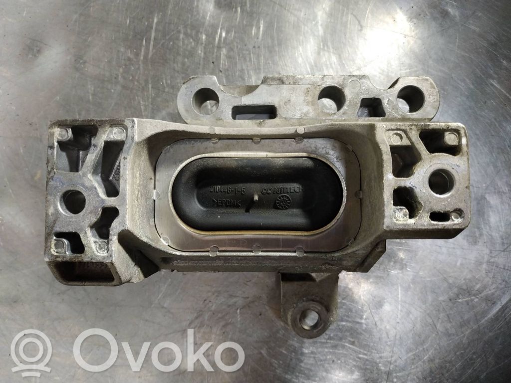 Opel Vectra C Engine mount bracket 