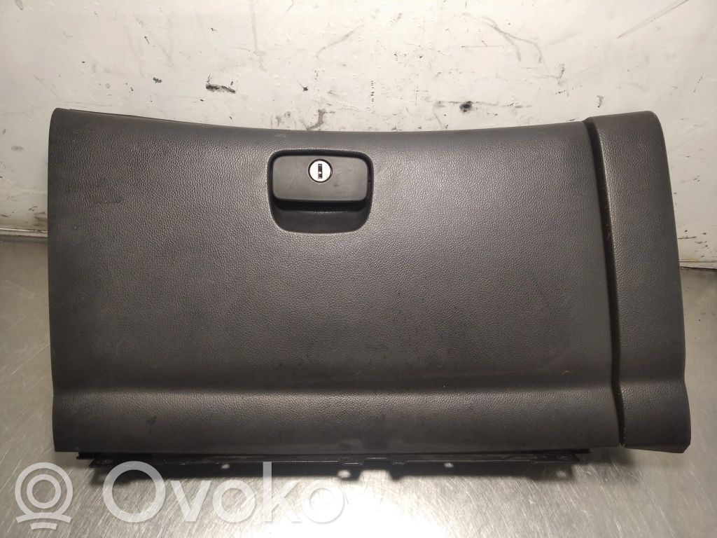 Guantera   96437366