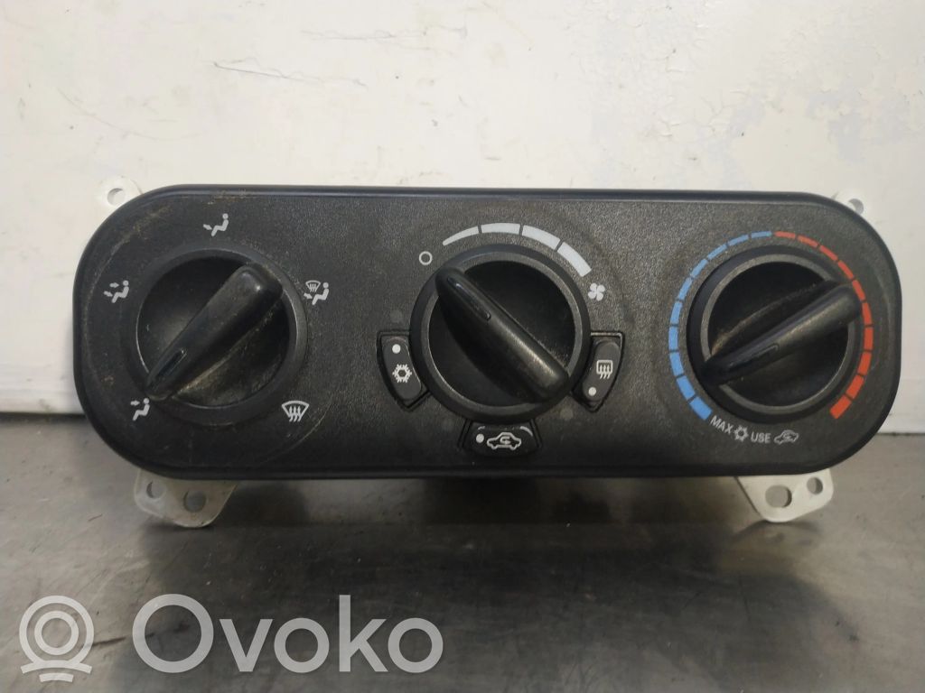 Dodge Caliber Climate control unit 