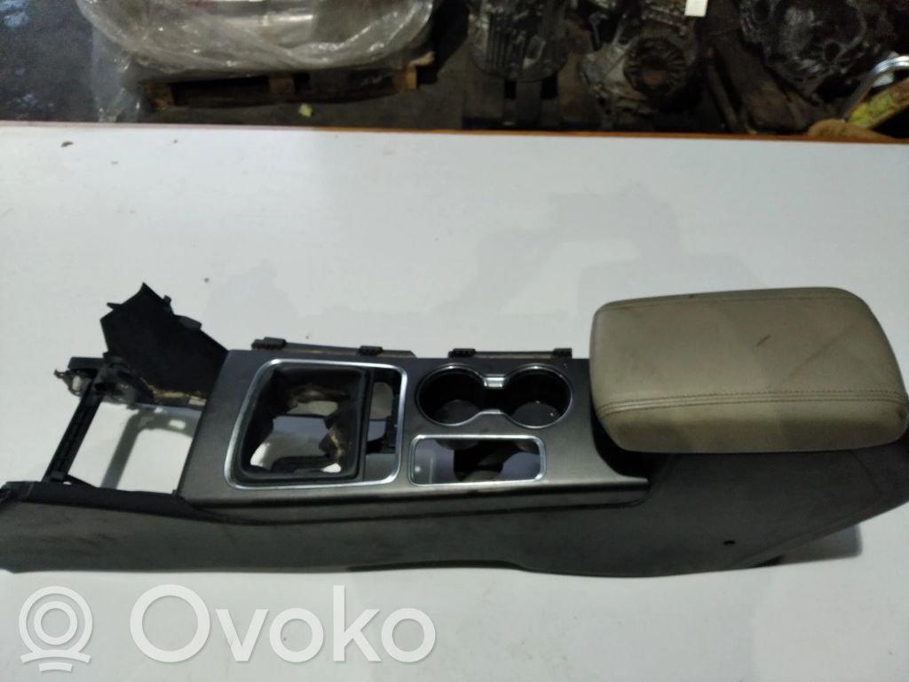 Armrest   84601D4020FD4