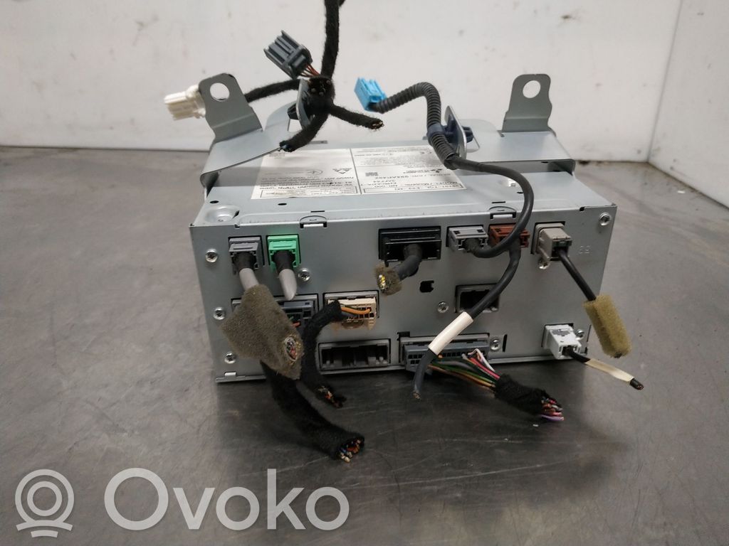 Honda Civic X Panel / Radioodtwarzacz CD/DVD/GPS 