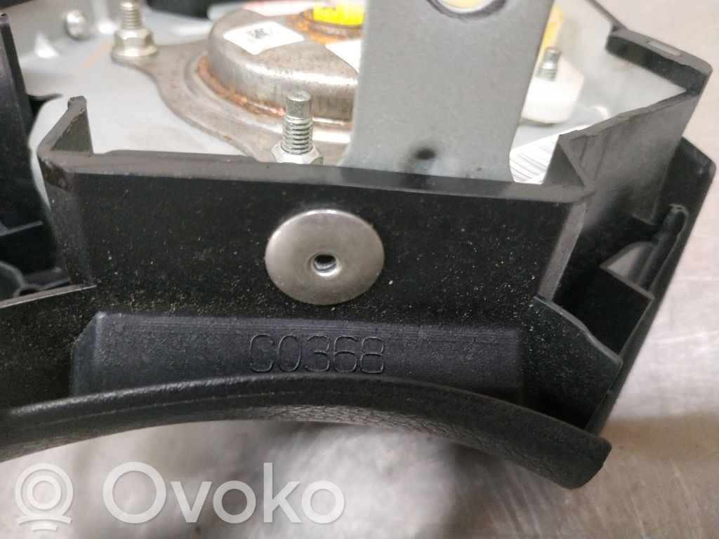 Mazda 6 Vairo oro pagalvė 