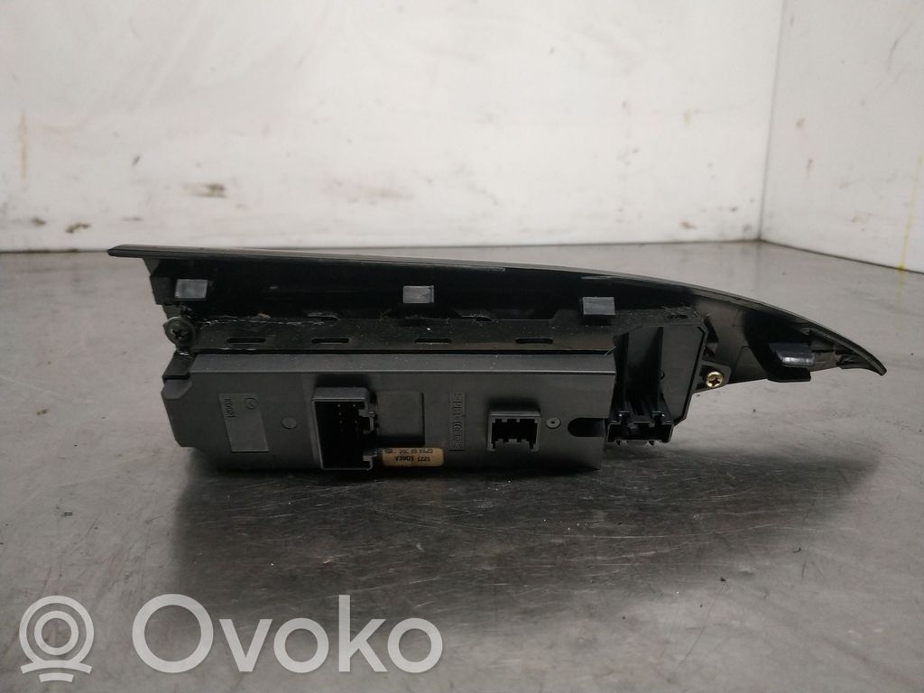 Interruptor del elevalunas eléctrico   GP9A66350