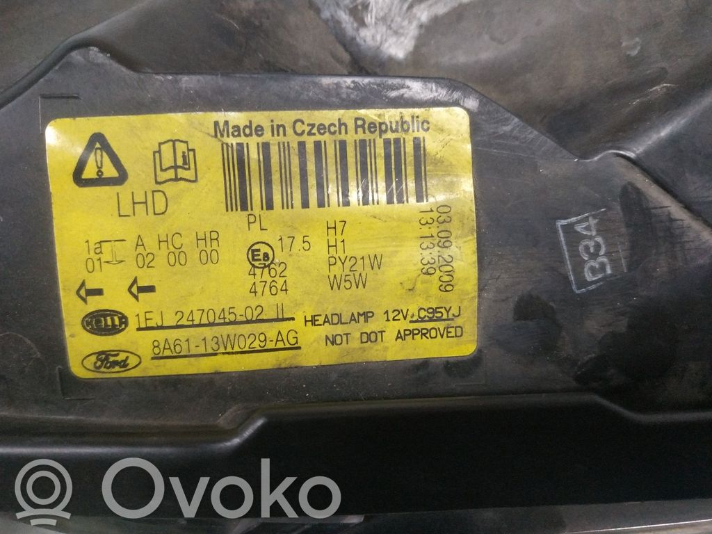 Ford Fiesta Phare frontale 