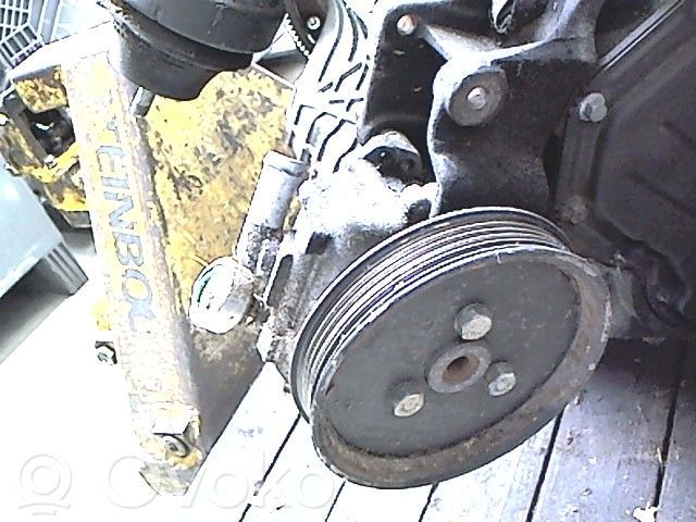 Ford Scorpio Ohjaustehostimen pumppu 