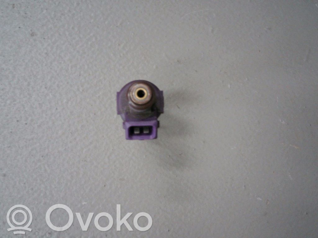 Inyector de combustible   8200603801