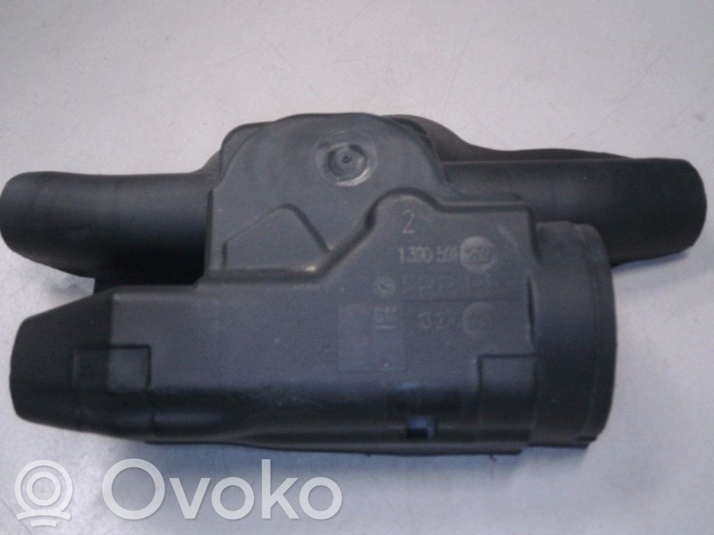 Opel Astra H Silniczek wycieraczek szyby przedniej / czołowej 
