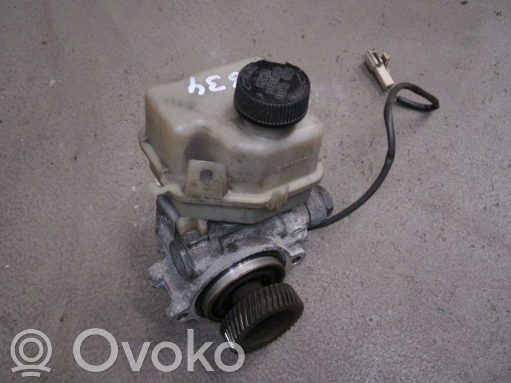 Ohjaustehostimen pumppu   GJ6A32600C