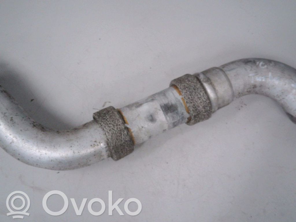 Volkswagen Golf III Intercooler hose/pipe 