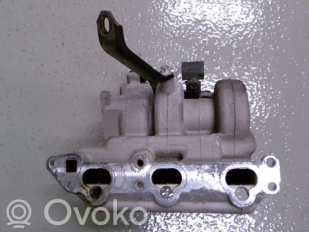 Opel Corsa B Intake manifold 