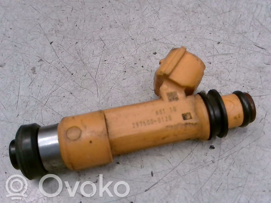Suzuki Swift I Inyector de combustible 