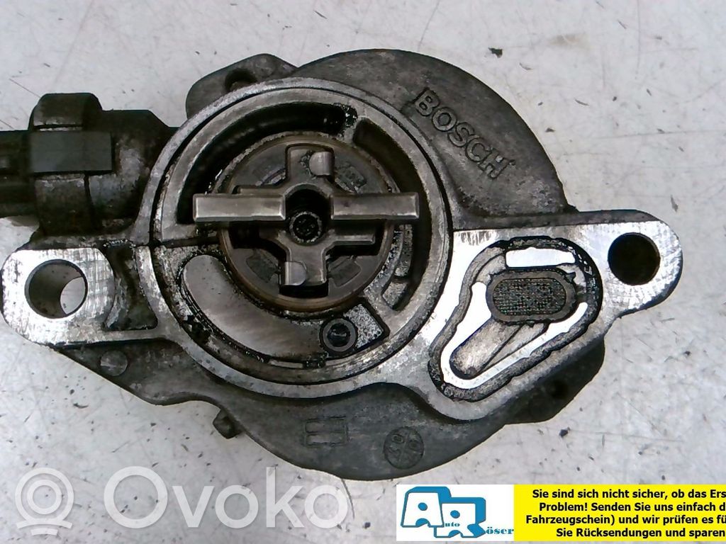 Ford Focus Pompe à vide 