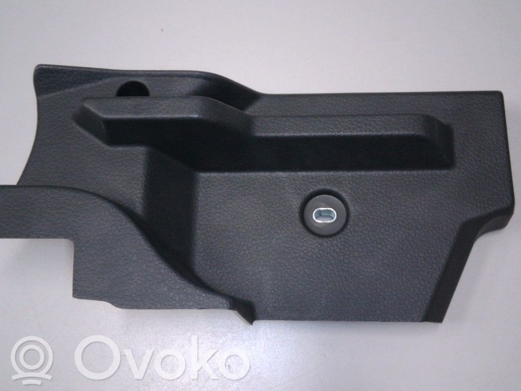 Volkswagen Golf VII Roleta bagażnika 