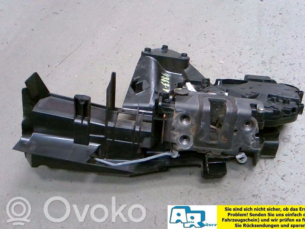 Ford Focus Front door lock 
