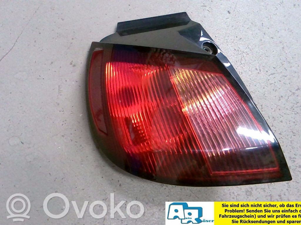Mitsubishi Colt Luz trasera/de freno 