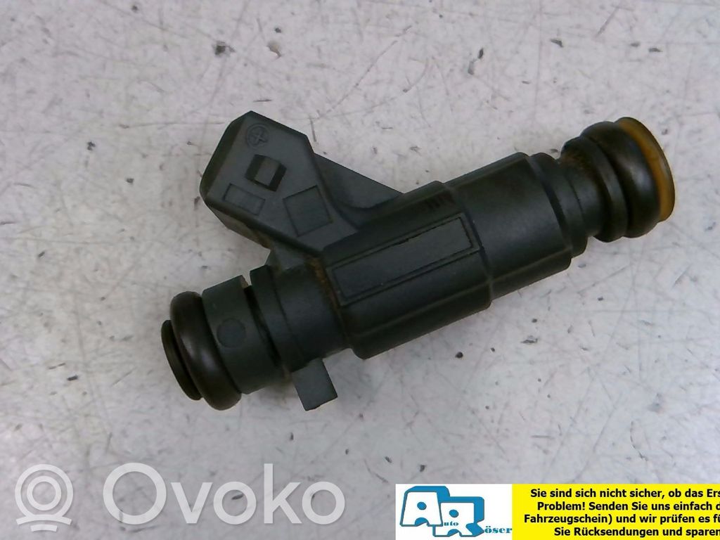 Opel Corsa C Inyector de combustible 