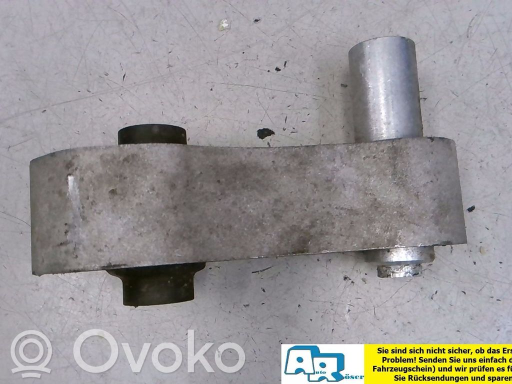 Ford Fusion Gearbox mounting bracket 