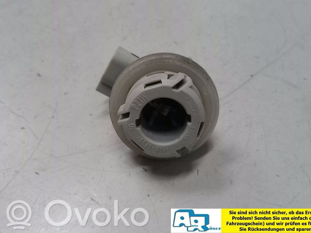 Ford Focus Portalampada fanale posteriore 