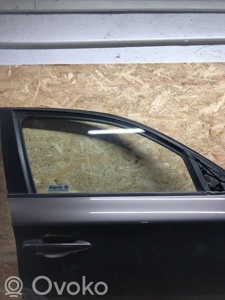 BMW 1 E81 E87 Front door window glass four-door 
