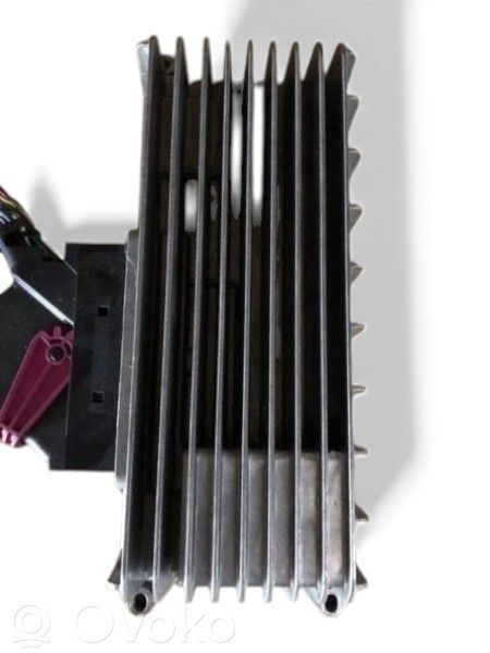 Audi A4 S4 B8 8K Amplificator sunet 