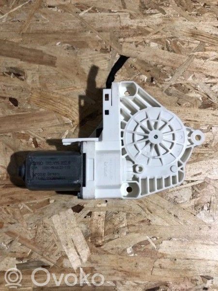 Audi A4 S4 B8 8K Front door window regulator motor 
