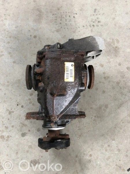 Rear differential   7566181,11530