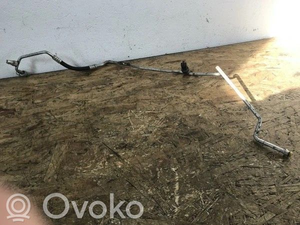 BMW 5 E60 E61 Air conditioning (A/C) pipe/hose 