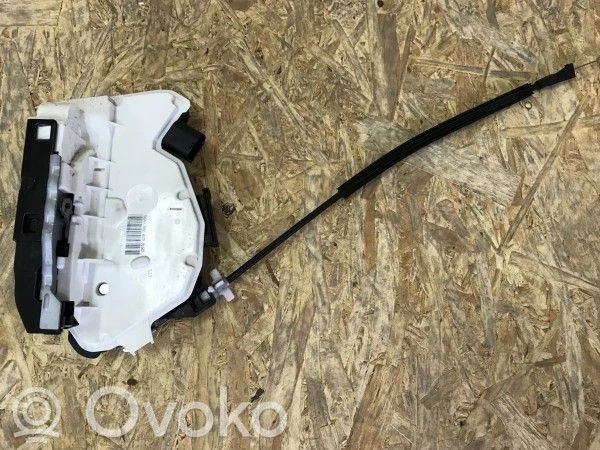 Skoda Fabia Mk2 (5J) Takaoven lukko 