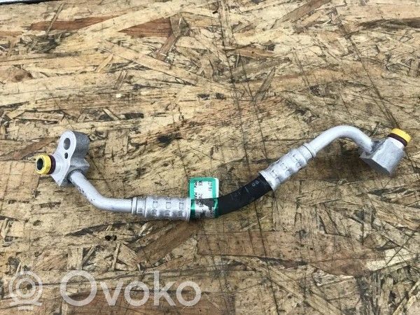 BMW X3 E83 Ilmastointilaitteen putki (A/C) 