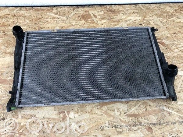 BMW X1 E84 Radiator lichid răcire 
