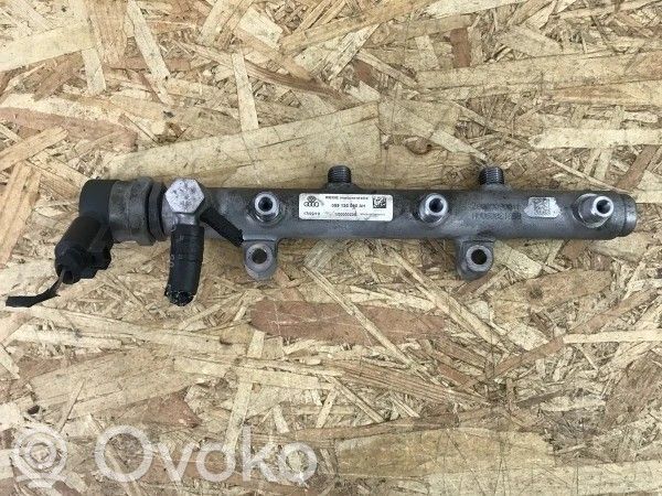Audi Q5 SQ5 8R Listwa wtryskowa 