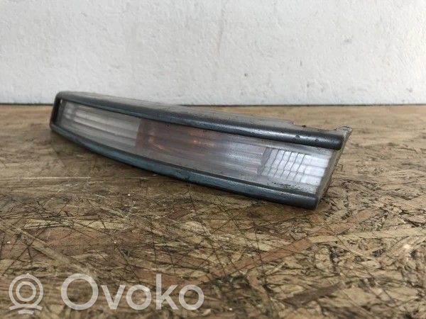 Volkswagen PASSAT B6 Front fender indicator light 