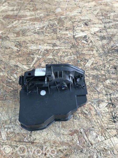 BMW 1 E82 E88 Cerniera inferiore della portiera anteriore 