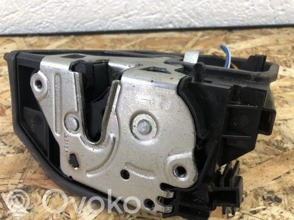Cerradura de puerta trasera   7202147,29653