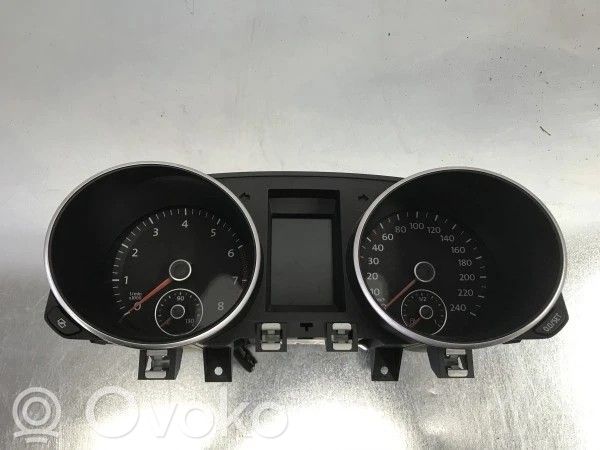 Volkswagen Golf VI Licznik / Prędkościomierz 