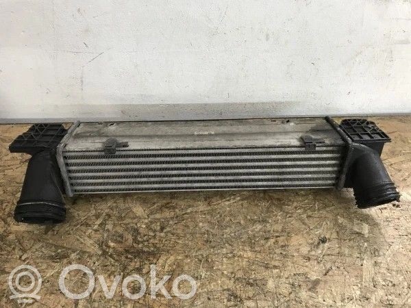 Chłodnica powietrza doładowującego / Intercooler   779878802,35746