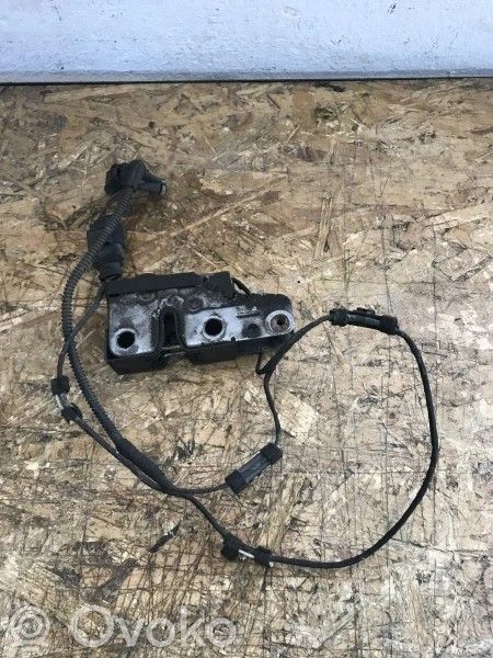 Volkswagen PASSAT B7 Engine bonnet/hood lock/catch 