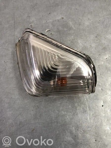Opel Vivaro Semnalizator pe oglindă 