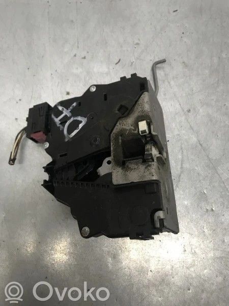 Opel Corsa D Cerradura de puerta delantera 