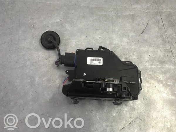 Skoda Octavia Mk2 (1Z) Serratura portiera posteriore 