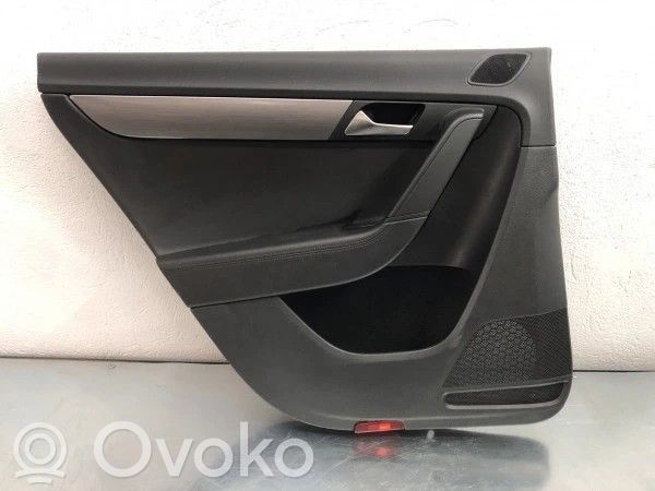 Volkswagen PASSAT B7 Rivestimento del pannello della portiera posteriore 