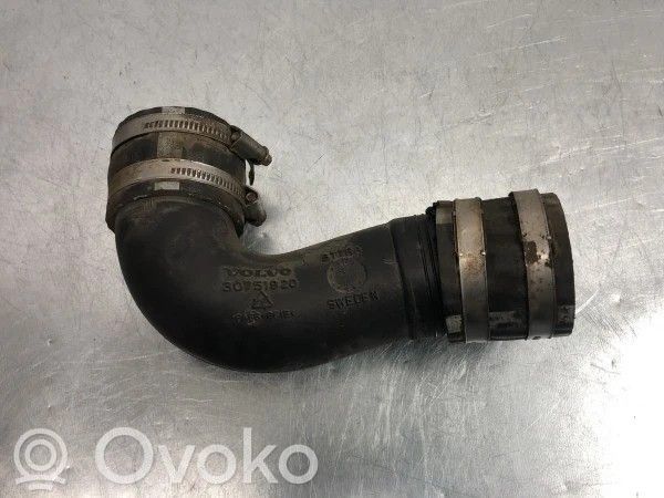 Volvo V70 Wąż / Rura intercoolera 