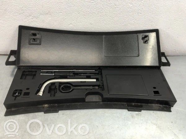 Audi A4 S4 B8 8K Inne części wnętrza samochodu 
