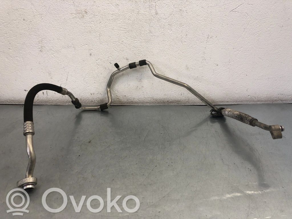 Volkswagen PASSAT CC Wąż / Przewód klimatyzacji A/C 