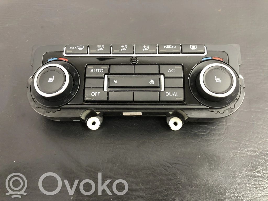 Volkswagen PASSAT B7 Unidad de control climatización 
