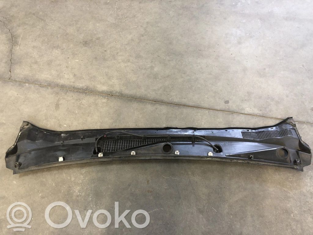 Nissan Navara D40 Stikla tīrītāja slotiņas 