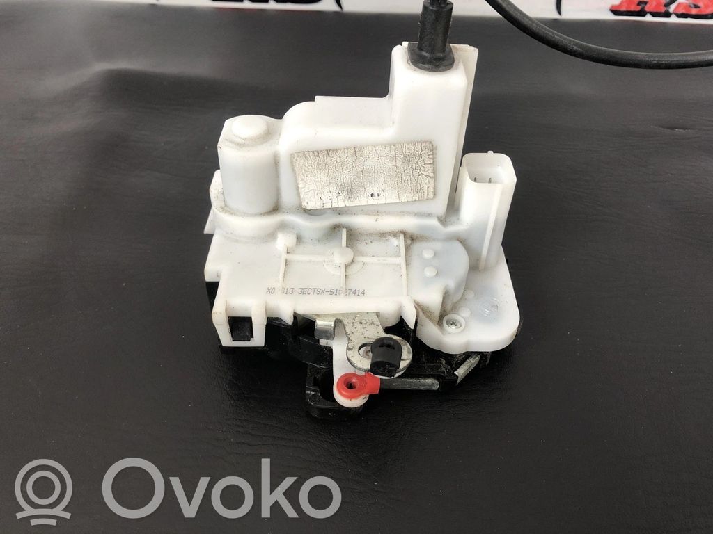 Fiat 500 Front door lock 